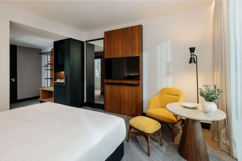 Crowne Plaza Adelaide Mawson Lakes By Ihg Exterior photo